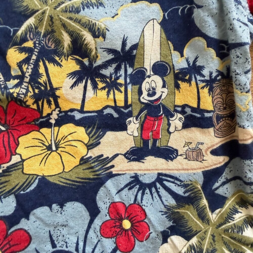 DISNEY PARKS boy's Mickey Mouse Hawaiian shirt (*XS) - Picture 2 of 6